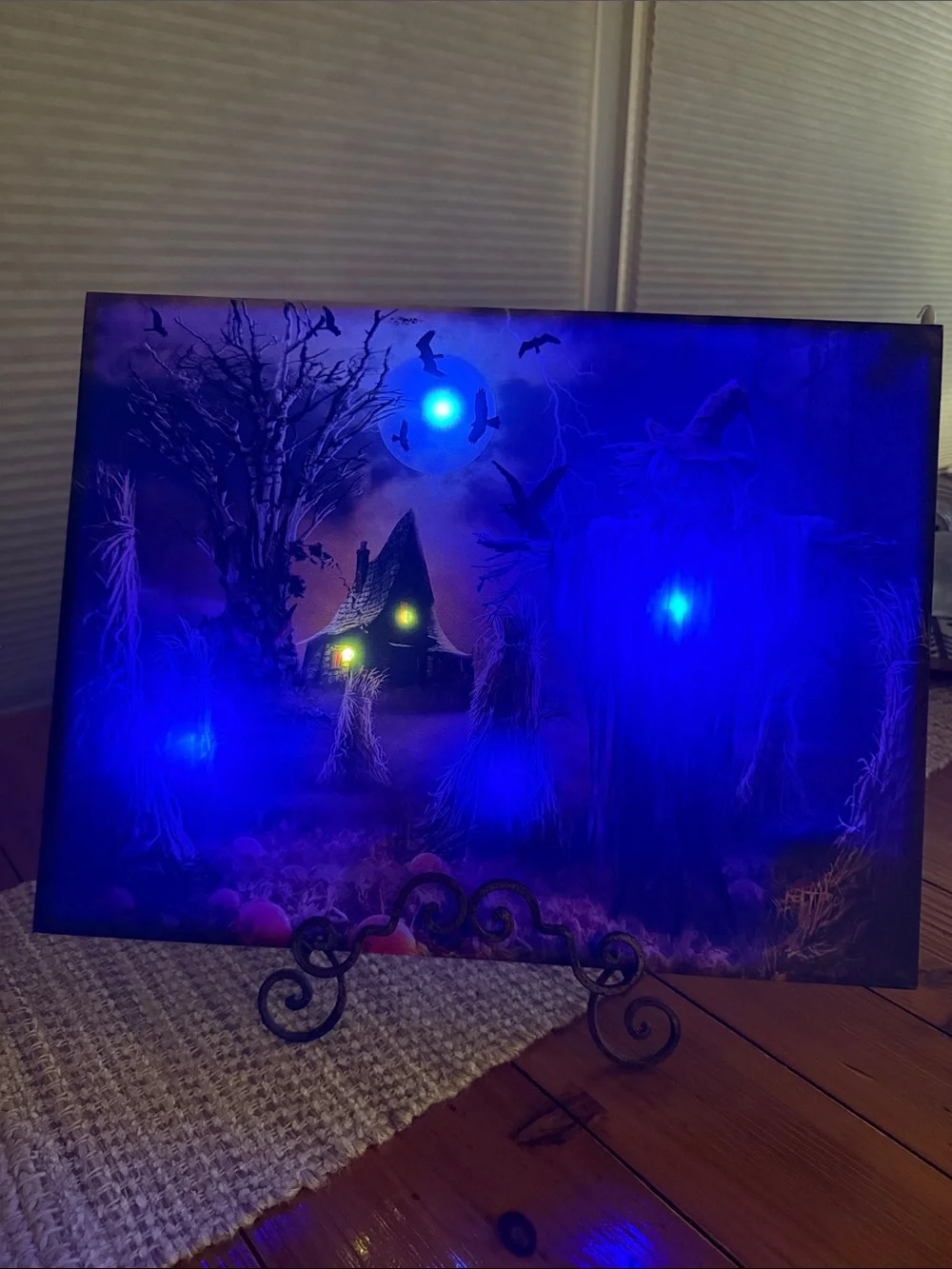 LED Halloween Scarecrow Canvas Wall Art Haunted House Light-Up Decor 20” x 15”